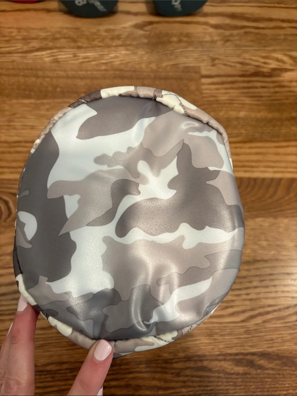 LUG - Tumbler Storage Pouch quilted Camo Taupe - Picture 4 of 5